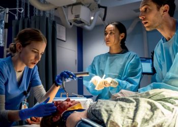 de-pulso-a-the-pitt:-as-series-medicas-renovam-sua-forca-no-streaming