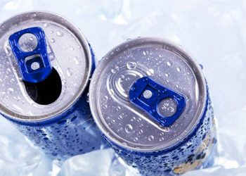 apos-mortes,-especialistas-alertam-para-o-perigo-do-consumo-excessivo-de-energeticos