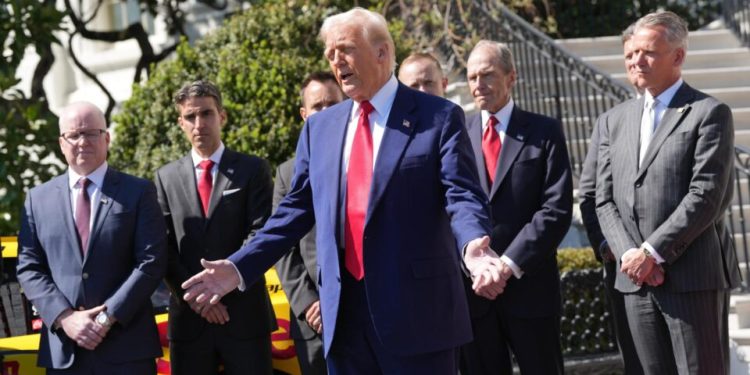 trump-diz-que-china-quer-acordo,-mas-xi-e-“orgulhoso”-e-ainda-nao-sabe-como-negociar