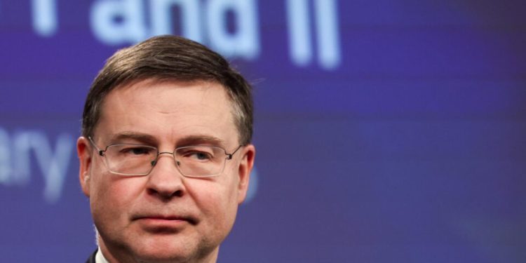 ue-diz-que-aplicara-medidas-compensatorias-se-negociacao-com-eua-nao-for-“aceitavel”