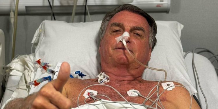 bolsonaro-esta-estavel-e-sem-suporte-de-analgesicos,-diz-hospital