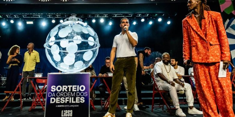 festa-na-cidade-do-samba-marca-sorteio-dos-desfiles-para-o-carnaval-2026