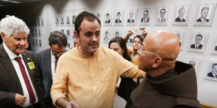 psol-organiza-roda-de-samba-‘em-defesa-do-mandato’-de-glauber-braga