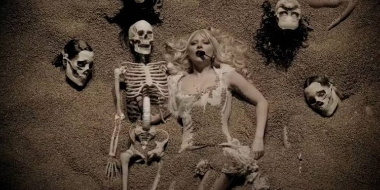 com-espetaculo-no-coachella,-lady-gaga-traz-pistas-de-show-em-copacabana