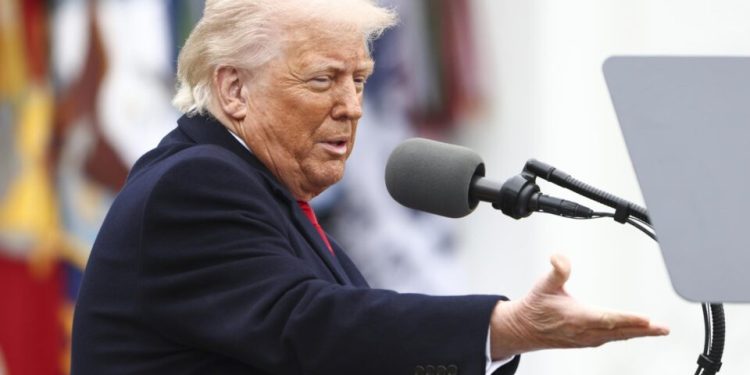 trump-chama-harvard-de-“piada”-e-diz-que-instituicao-deveria-deixar-listas-de-excelencia
