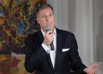 “mad-max”:-libertario-preso-no-lockdown-tenta-ser-premie-do-canada