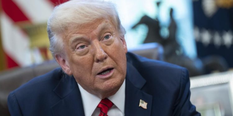 trump-diz-que-fechara-acordos-tarifarios-com-“todos-os-paises”-nas-“proximas-tres-ou-quatro-semanas”