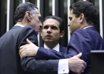 a-garantia-de-motta-e-alcolumbre-a-ministros-do-stf-sobre-a-anistia