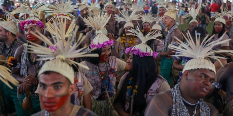 alcolumbre-cria-grupo-no-senado-para-regular-mineracao-em-terras-indigenas