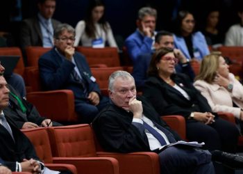 ex-advogado-de-lula-e-do-pt-reclama-de-ataques-por-defender-investigada-por-golpe