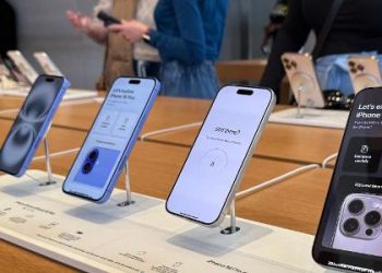 tarifaco-de-trump-faz-apple-aumentar-producao-de-iphone-em-vizinho-da-china