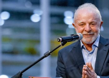 rejeicao-de-lula-cai-e-presidente-volta-a-ter-sua-imagem-avaliada-positivamente,-diz-pesquisa