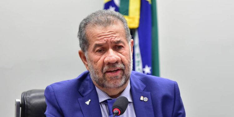 os-numeros-que-lupi-apresentou-a-camara-em-sua-defesa-do-escandalo-no-inss