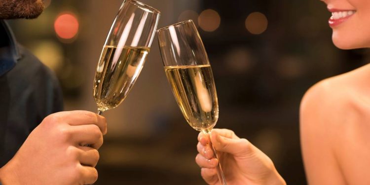 champanhe-diminui-o-risco-de-parada-cardiaca?-veja-o-que-a-ciencia-revelou