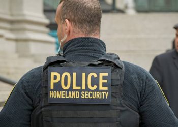 menino-com-cancer-raro-e-deportado-para-honduras-apesar-de-cidadania-dos-eua