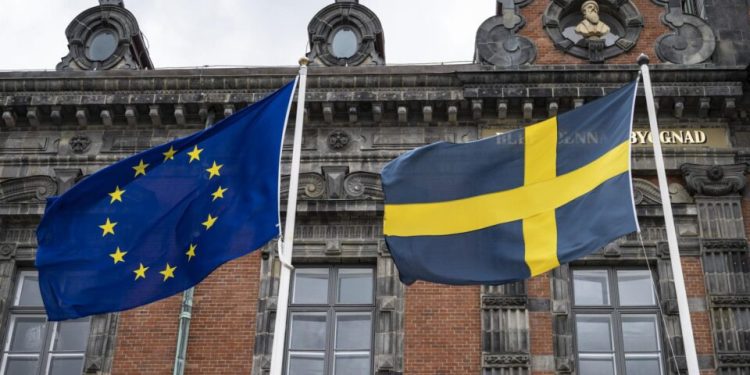 ira-esta-radicalizando-adolescentes-suecos-para-atacar-alvos-israelenses-na-europa