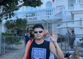 a-incrivel-historia-de-fa-de-lady-gaga-que-largou-tudo-por-show-no-rio