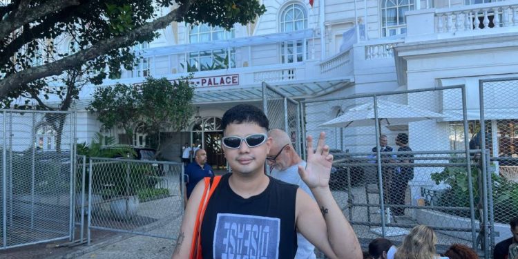 a-incrivel-historia-de-fa-de-lady-gaga-que-largou-tudo-por-show-no-rio