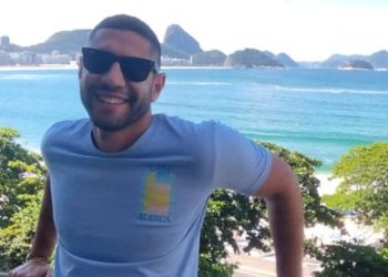 fa-veio-do-marrocos-so-para-assistir-show-de-lady-gaga-em-copacabana