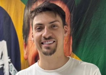 debutando-como-politico,-jair-renan-repete-o-discurso-do-pai-e-dos-irmaos