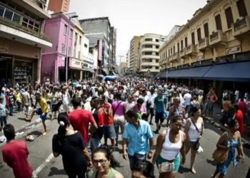quase-30%-dos-brasileiros-sao-analfabetos-funcionais,-aponta-estudo