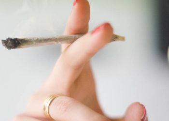 consumo-de-maconha-durante-a-gravidez-faz-mal-para-o-feto,-aponta-estudo