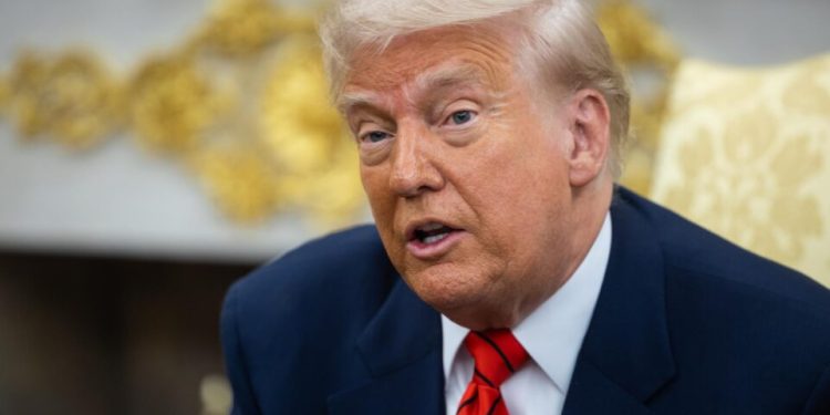 trump-diz-que-havera-reunioes-com-china-sobre-tarifas-“no-momento-certo”