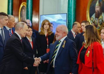 visita-de-janja-a-russia-tem-passeios-turisticos-e-visitas-a-universidades-e-bale