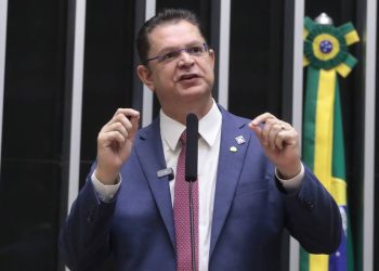 lider-do-pl-na-camara-critica-moraes-por-decisao-sobre-ramagem:-‘vinganca’