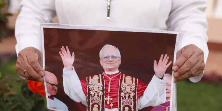 nacionalidade-de-prevost-nao-pesou-para-escolha-como-papa,-dizem-cardeais-dos-eua
