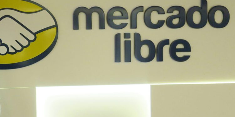 melhora-economica-na-argentina-surpreende-e-dispara-lucro-do-mercado-livre