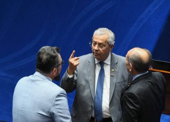 senador-aposentado-pelo-inss-diz-ter-sofrido-desconto-nao-autorizado
