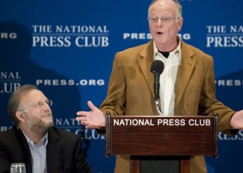 cofundador-da-ben-&-jerry’s-e-preso-em-protesto-no-senado-contra-apoio-dos-eua-a-israel