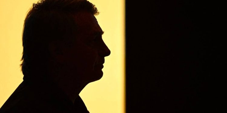 bolsonaro-teme-o-banco-dos-reus:-‘se-for-condenado,-acabou’