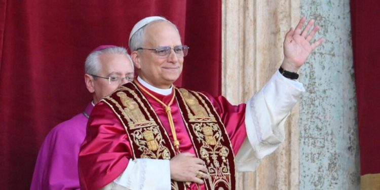 vaticano-divulga-foto-oficial-do-papa-leao-xiv