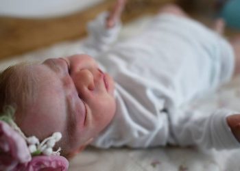 afeto-ou-alienacao?-o-que-os-bebes-reborn-nos-dizem-sobre-os-vinculos-hoje