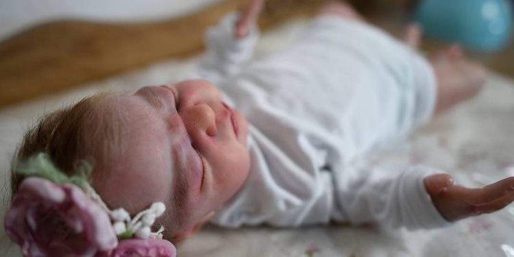 afeto-ou-alienacao?-o-que-os-bebes-reborn-nos-dizem-sobre-os-vinculos-hoje
