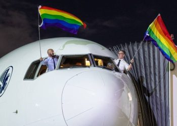 rio-recebe-pela-primeira-vez-‘voo-pride’-da-air-france