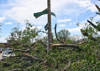 tempestades-e-tornados-deixam-pelo-menos-21-mortos-no-centro-dos-eua