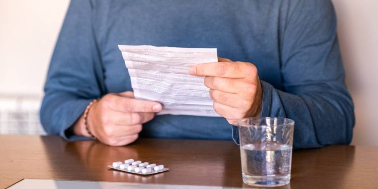 claud.ia:-inteligencia-artificial-le-bulas,-tira-duvidas-e-ate-lembra-o-horario-de-tomar-remedios