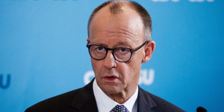 em-mudanca-de-tom,-alemanha-diz-que-guerra-de-israel-contra-o-hamas-“nao-e-mais-justificada”