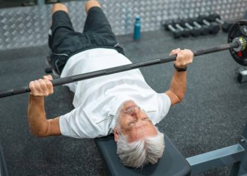 potencia-ou-forca?-a-estrategia-na-musculacao-que-mais-beneficia-idosos