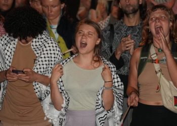 greta-thunberg-e-politica-francesa-banida-de-israel-visitarao-gaza-para-condenar-“genocidio”