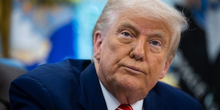 trump-anuncia-que-vai-elevar-tarifas-sobre-aco-e-aluminio-para-50%