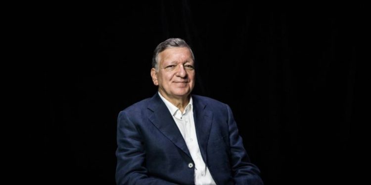 ‘a-oms-salva-vidas-e-e-indispensavel-no-mundo’,-diz-representante-de-alianca-global