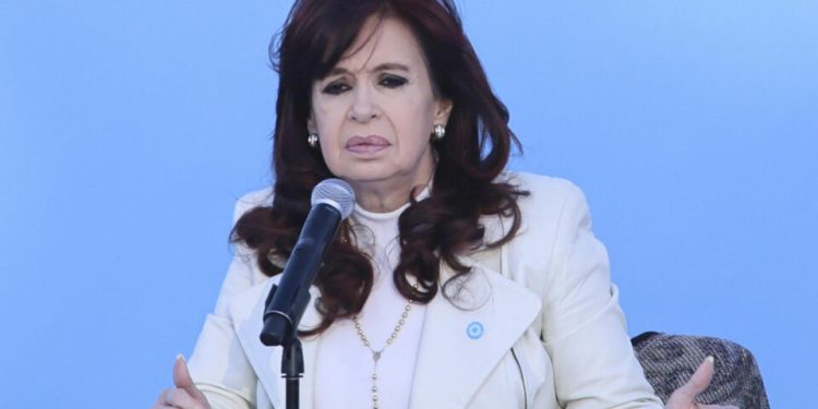 cristina-kirchner-anuncia-que-sera-candidata-a-deputada-provincial-em-buenos-aires