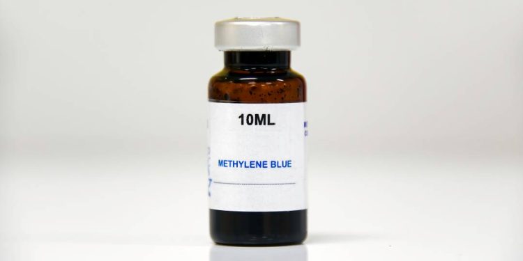 azul-de-metileno:-a-verdade-sobre-o-corante-que-virou-“elixir-da-mente”