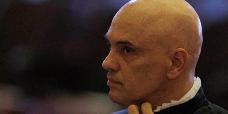 deputado-dos-eua-envia-carta-ao-governo-trump-cobrando-sancoes-contra-moraes