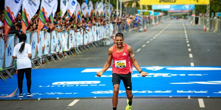 conheca-a-rotina-e-o-grande-sonho-do-tricampeao-amador-da-maratona-do-rio