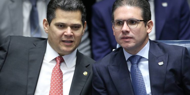 motta-e-alcolumbre-desistem-de-ir-ao-stf-para-defender-emendas